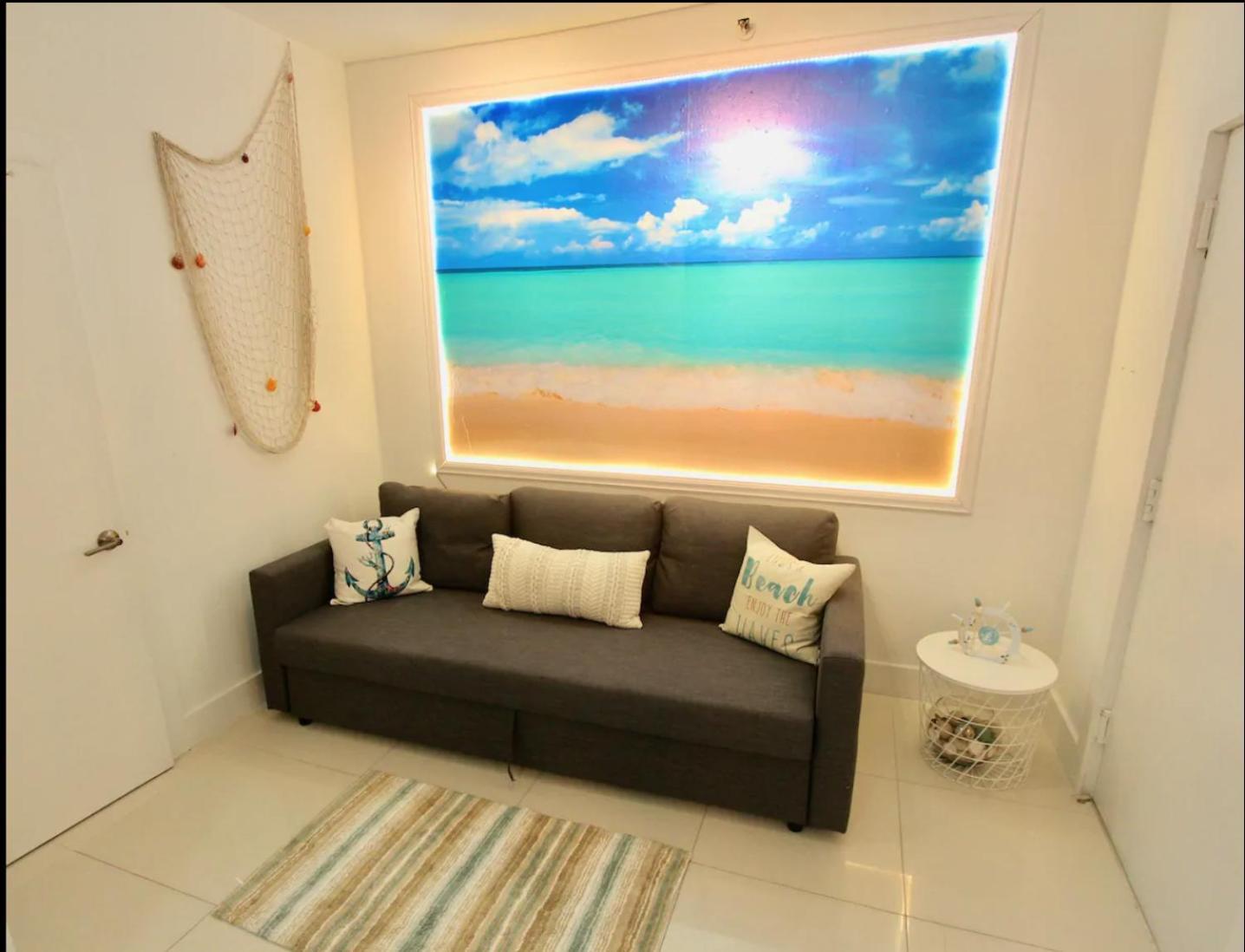 Modern Ocean Cave Steps From The Beach Share Save Miami Beach Eksteriør billede